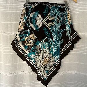 3/$10 SALE Blue Bandana Style Top